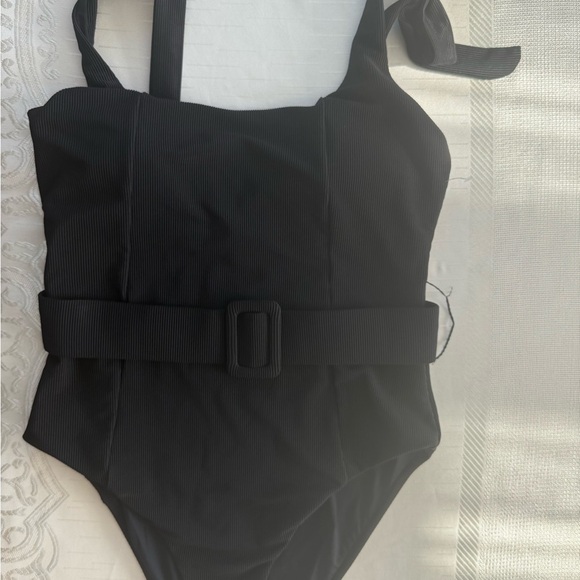 Beach Riot size L Sydney Black Belted Swimsuit with Bow Straps - Picture 5 of 8